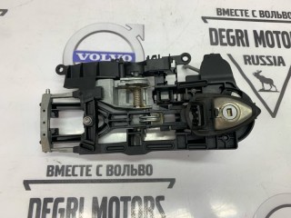 Кронштейн ручки двери передний правый, ориг. номер 51217265082, BMW 523i F10 2009-2013