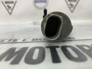 Насос омывателя лобового, ориг. номер DMC500040, Land Rover Range Rover L322 2005-2009