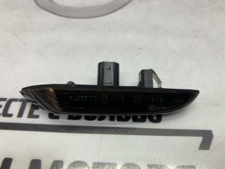 Поворотник в крыле передний правый, ориг. номер 63137165742, BMW 525i E61 2007-2010