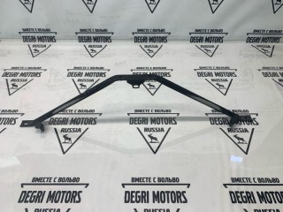 Кронштейн радиатора передний, ориг. номер 51547033745, BMW 525i E60 2002-2007