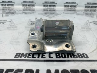 Кронштейн радиатора передний левый, ориг. номер 51117186513, BMW 523i F10 2009-2013
