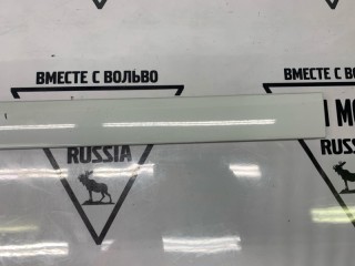 Молдинг двери передний правый, ориг. номер 39987419, Volvo V70 2004-2007