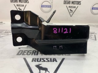 Кронштейн радиатора передний правый, ориг. номер 31261932, Volvo V60 2010-2013
