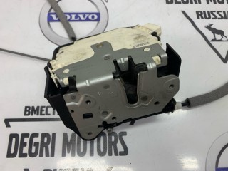 Замок двери задний левый, ориг. номер LR013381, Land Rover Range Rover L322 2002-2005
