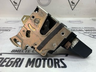 Замок двери передний правый, ориг. номер 51218235098, BMW 525i E39 2000-2004