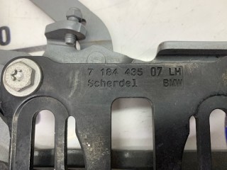 Петля капота передняя левая, ориг. номер 51237184435, BMW 523i F10 2009-2013