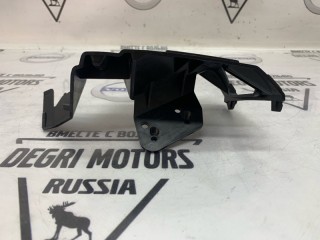 Кронштейн бампера передний левый, ориг. номер 31353470, Volvo V70 2012-2016