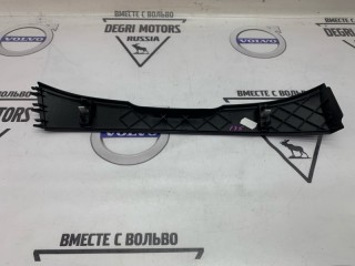 Накладка сиденья передняя левая, ориг. номер 52107231189, BMW 523i F10 2009-2013