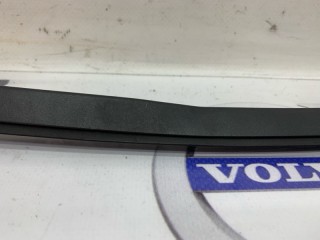 Молдинг лобового стекла передний левый, ориг. номер 31335865, Volvo V60 2010-2013