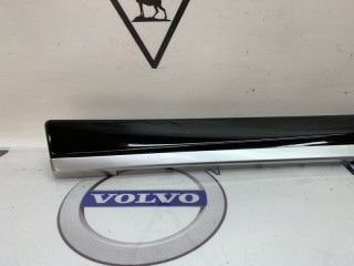 Накладка декоративная передняя левая, ориг. номер 51417225547, BMW 523i F10 2009-2013