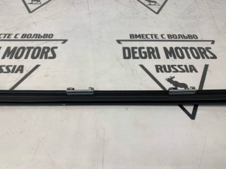 Молдинг лобового стекла передний левый, ориг. номер 51317045447, BMW 525i E60 2002-2007