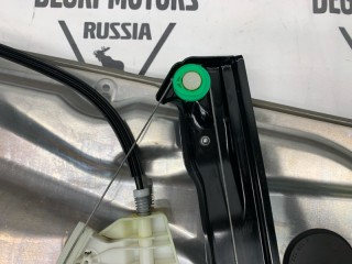 Стеклоподъемник передний правый, ориг. номер A2127201679, Mercedes E-Classe W212