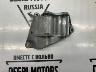 Кронштейн, ориг. номер QVU500330, Land Rover Range Rover L322 2005-2009