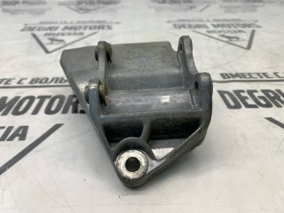 Кронштейн, ориг. номер QVU500330, Land Rover Range Rover L322 2005-2009