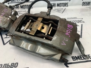Комплект суппортов, ориг. номер 8602685, Volvo V70 2004-2007