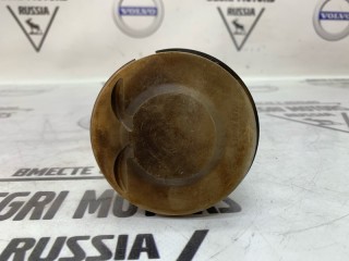 Поршень и шатун, ориг. номер 30750664, Volvo S60 2004-2010