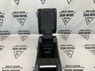Подлокотник, ориг. номер 39868874, Volvo XC60 2008-2013