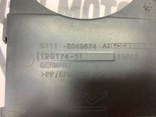 Решетка бампера правая, ориг. номер 51118049674, BMW 523i F10 2009-2013