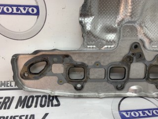 Экран тепловой, ориг. номер 32290124, Volvo XC60 2021-2026