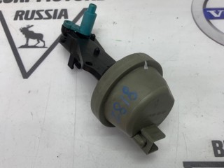Клапан вакуумный, ориг. номер 31359880, Volvo V50 2007-2012