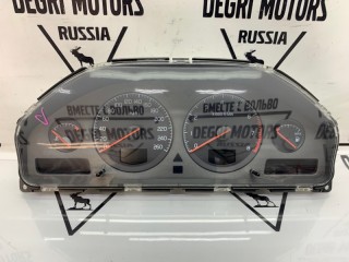 Щиток приборов, ориг. номер 8251325, Volvo V70 2000-2004