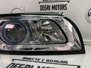 Фара передняя правая, ориг. номер 32206145, Volvo V50 2007-2012
