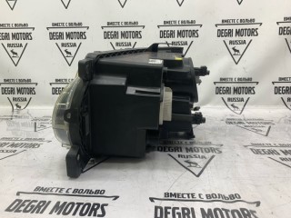 Фара передняя правая, ориг. номер LR010818, Land Rover Range Rover L322 2009-2012