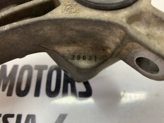 Кронштейн КПП, ориг. номер 31375369, Volvo V50 2007-2012