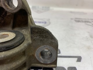 Кронштейн КПП, ориг. номер 31375369, Volvo V50 2007-2012