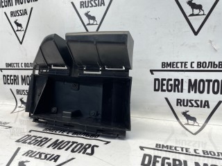 Кронштейн бампера задний правый, ориг. номер 30698138, Volvo XC90 2006-2014