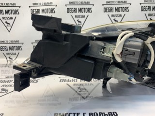 Фара передняя правая, ориг. номер GGT1510K0C, Mazda ATENZA