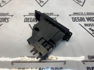 Кнопка стеклоподъемника передняя правая, ориг. номер YUD000263PVA, Land Rover Range Rover L322 2002-2005