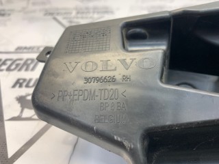 Кронштейн крыла передний правый, ориг. номер 30795049, Volvo V60 2010-2013
