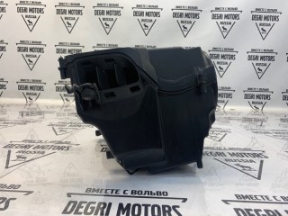 Корпус воздушного фильтра, ориг. номер 31338611, Volvo V50 2007-2012