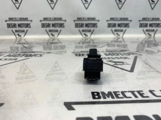 Кнопка центрального замка передняя левая, ориг. номер 31318987, Volvo XC60 2008-2013