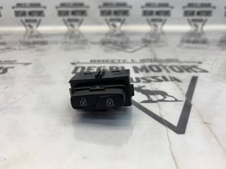 Кнопка центрального замка передняя левая, ориг. номер 31318987, Volvo S60 2010-2013