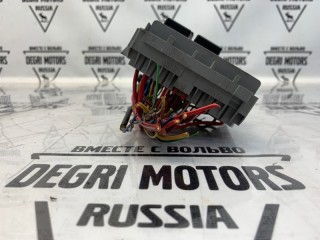 Блок предохранителей, ориг. номер 8690698, Volvo XC90 2002-2006