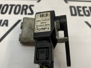 Датчик дорожного просвета передний правый, ориг. номер 31268780, Volvo V60 2010-2013