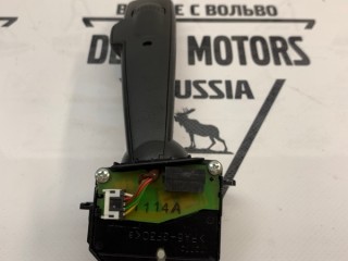 Переключатель поворотов левый, ориг. номер 8637377, Volvo V50 2007-2012