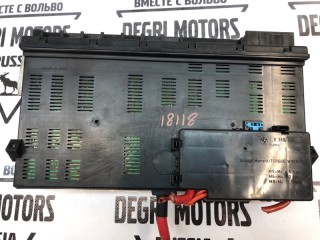 Блок предохранителей задний, ориг. номер YQE500050, Land Rover Range Rover L322 2002-2005