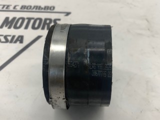 Патрубок интеркулера, ориг. номер 30677765, Volvo C30 2006-2009