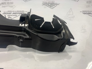 Дефлектор радиатора передний правый, ориг. номер 30764573, Volvo XC60 2008-2013