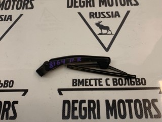 Поводок стеклоочистителя передний правый, ориг. номер 9484440, Volvo S60 2000-2004