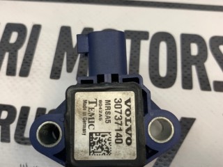 Датчик удара передний правый, ориг. номер 30737140, Volvo S40 2003-2007