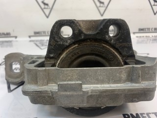 Опора двигателя задняя правая, ориг. номер 31375739, Volvo V50 2007-2012