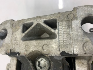 Опора двигателя передняя левая, ориг. номер 31316877, Volvo XC60 2008-2013