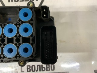 Блок ABS, ориг. номер 8619538, Volvo V70 2000-2004