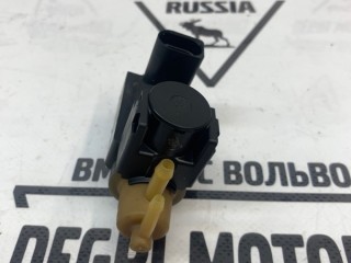 Клапан вакуумный, ориг. номер 31339808, Volvo V40 2012-2017