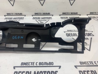 Дефлектор радиатора передний левый, ориг. номер 31353293, Volvo XC60 2008-2013