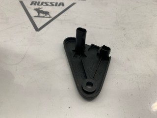 Кронштейн радиатора передний правый, ориг. номер 30723367, Volvo V40 2012-2017